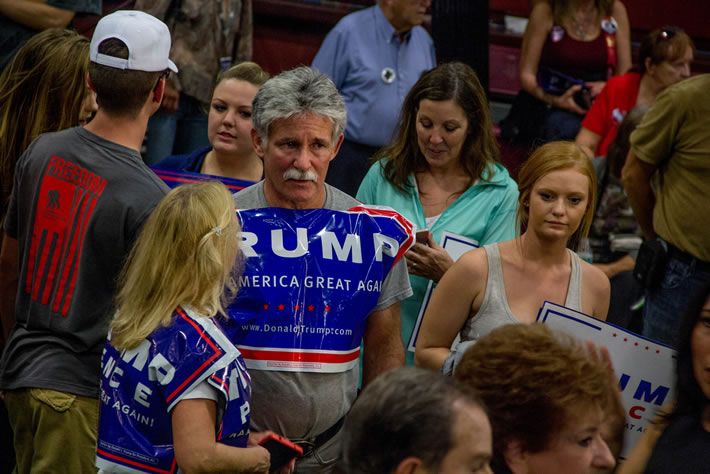 Trump crowd